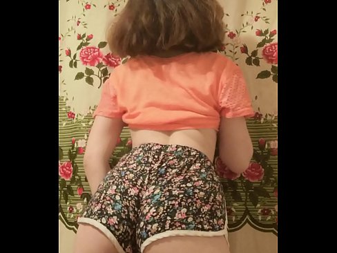 ❤️ Sexy na batang babe na hinuhubad ang kanyang shorts sa camera ❤️ Fuck video sa amin ️❤