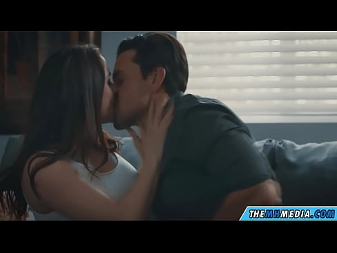 ❤️ Romantikong pakikipagtalik sa isang magandang busty na ina ❤️ Fuck video sa amin ️❤