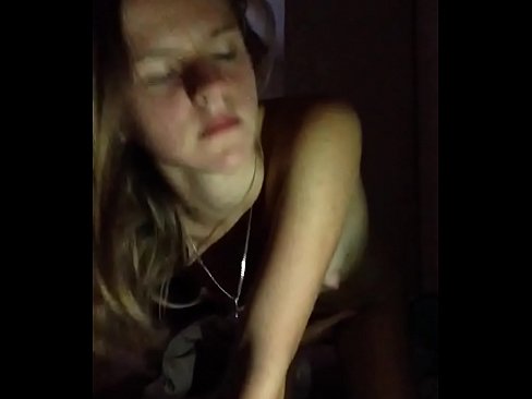 ❤️ Ang isang batang babae masturbates at cums ❤️ Fuck video sa amin ️❤